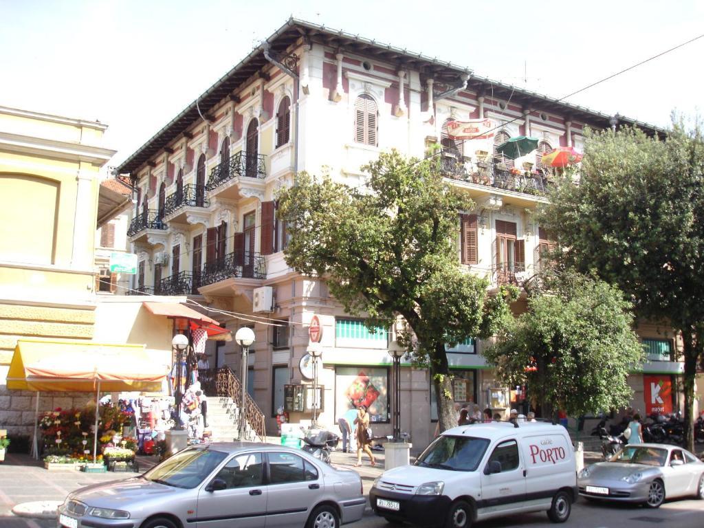 Green Market Apartment Opatija Exterior foto